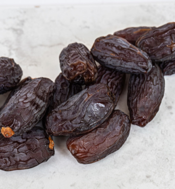 Premium Medjool Dates 1
