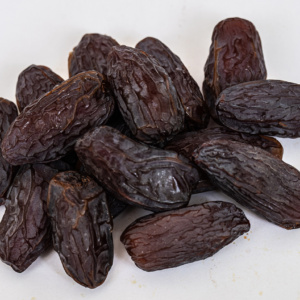 Premium Medjool Dates 3